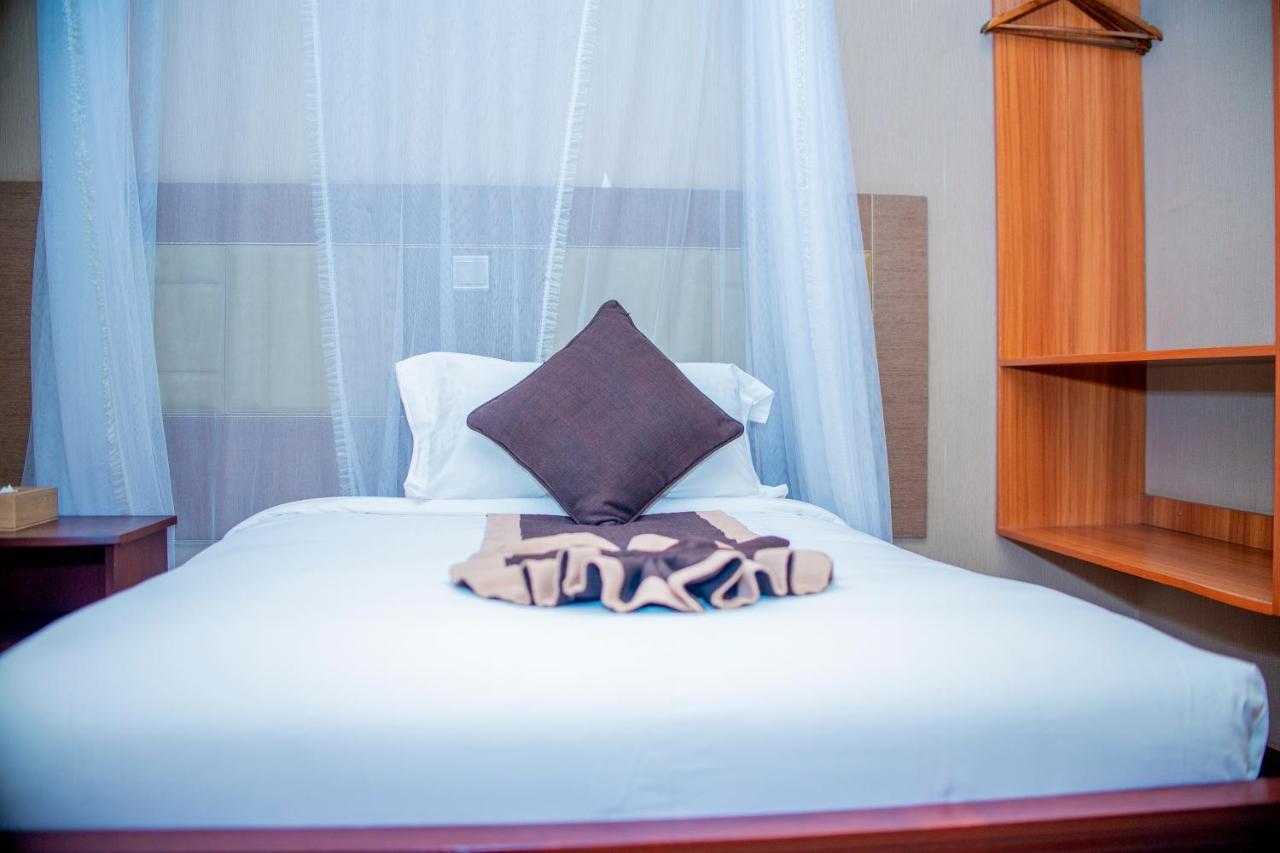 Hera Hotel 캄팔라 외부 사진