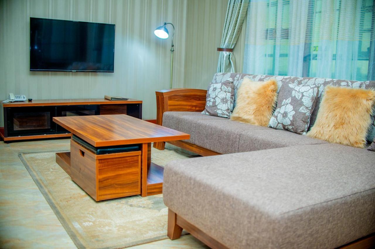 Hera Hotel 캄팔라 외부 사진