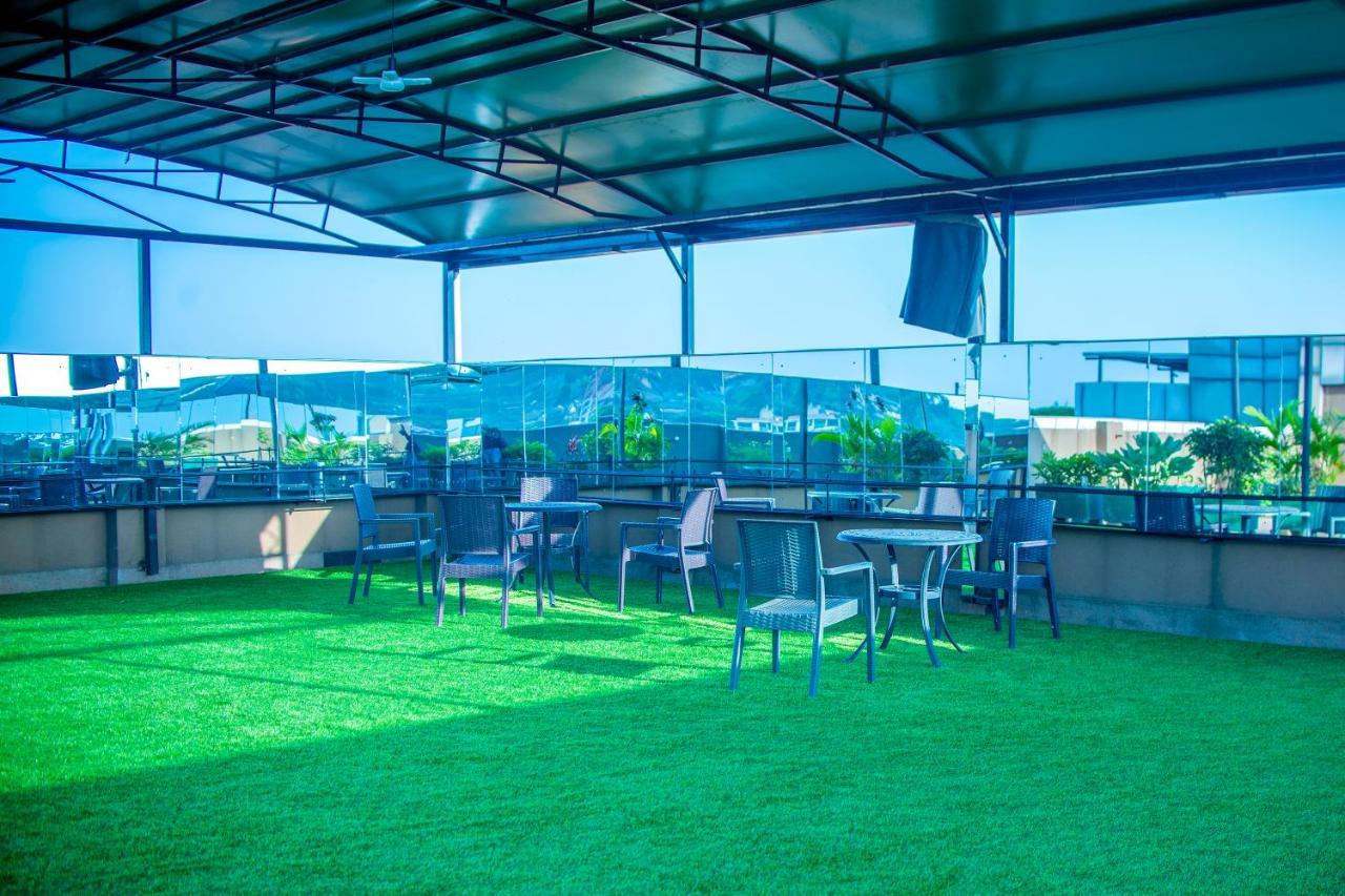 Hera Hotel 캄팔라 외부 사진