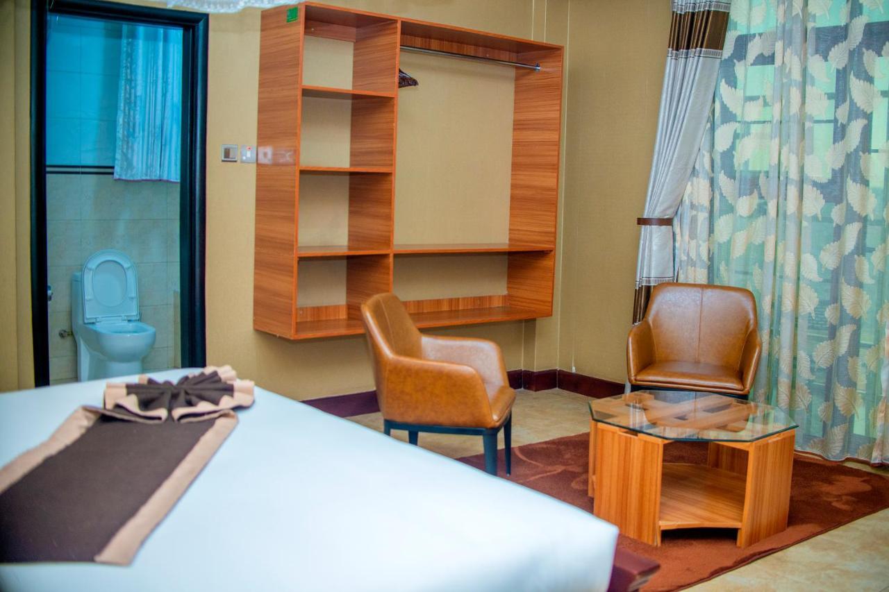 Hera Hotel 캄팔라 외부 사진