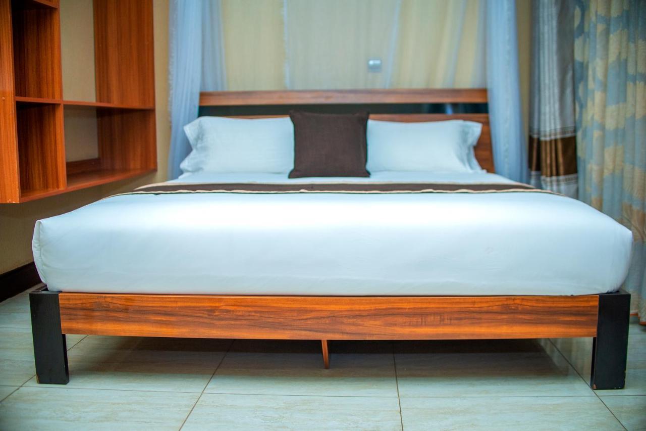 Hera Hotel 캄팔라 외부 사진
