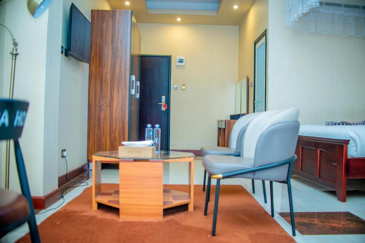 Hera Hotel 캄팔라 외부 사진